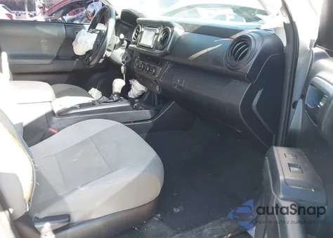 2018 Toyota Tacoma Sr V6 z USA, uszkodzony, nr VIN 3TMCZ5AN8JM142167